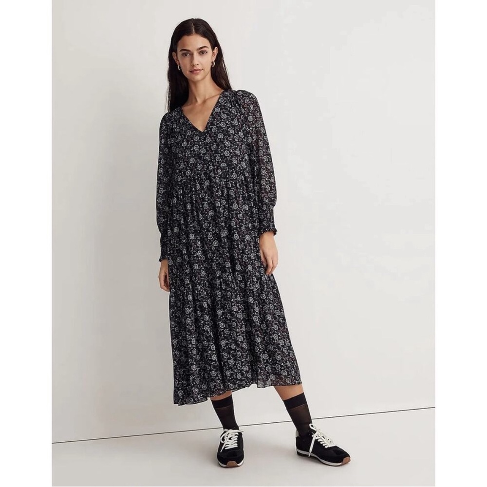 Madewell Georgette V-Neck Midi Dress in Enchanted Floral